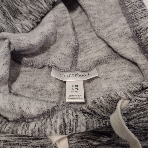 Motherhood Maternity Sweatshirt - Picture 4 of 4